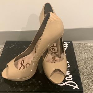 3 1/2” heel with 1/4” platform in original box